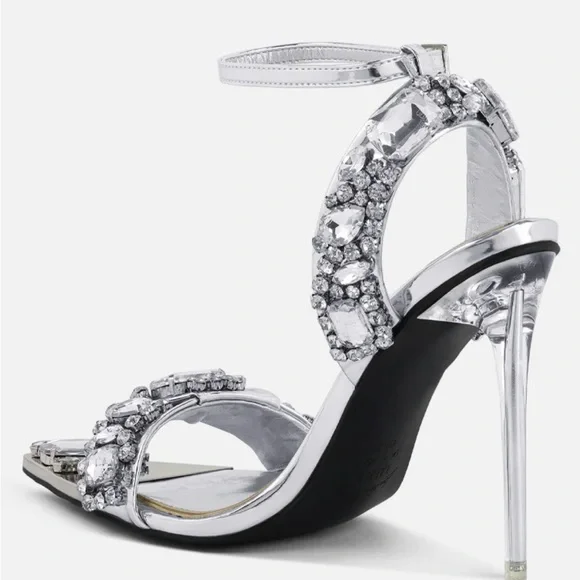 Jewelled heels NWT in box - Picture 2 of 14